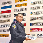 Криминал: Житомирские гаишники выдают автомобильные номерные знаки с нарушениями - прокуратура