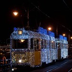 В Житомире трамваи, троллейбусы и маршрутки будут украшать новогодними гирляндами