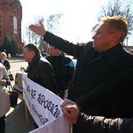 Политика: Приезд Наталии Королевской в Житомир пикетируют БЮТовцы. ФОТО