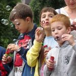 Культура: Десятки житомирян приняли участие в празднике мыльных пузырей. ФОТО