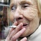  Депутаты Верховной Рады запретили украинцам курить практически везде 