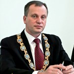 Мэру Житомира Владимиру Дебою исполнилось 43 года
