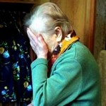 Криминал: Аферистки отняли у старушки 15 тысяч гривен