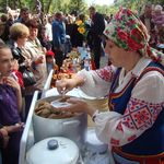 Афиша: Оглашена программа празднования V-го фестиваля дерунов в Коростене