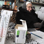 Общество: В результате отказа от центрального отопления в Овруче замерзают пенсионеры и малоимущие