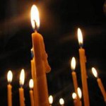 Город: В Житомире из-за «конца света» массово скупают свечи: цена выросла втрое