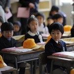 Культура: Тысячи японских школьников отправили в Житомир рождественские открытки и оригами