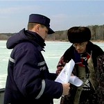 Общество: Спасатели рассказали житомирским рыбакам, что делать если провалился под лёд