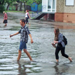 В Житомире после ливня затопило центральные улицы. ФОТО