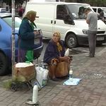 Город: Стихийные торговцы в Житомире с ул. Московской мигрировали на ул. Хлебную. ВИДЕО