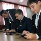  Дети 15 <b>школ</b> Житомира и области будут обучаться на планшетах и электронных <b>школьных</b> досках 