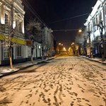 Активисты житомирского Майдана убрали сегодня от снега улицу Михайловскую. ФОТО