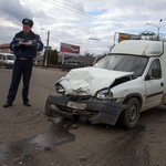 Происшествия: На злополучном перекрестке в Житомире столкнулись Опель и Волга. ФОТО