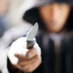 Криминал: В Житомире пьяный цыган с ножом нападал на прохожих. ФОТО
