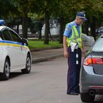 Город: В парк Гагарина и Гидропарк больше не пускают автомобили в выходные дни. ФОТО