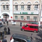 Місто і життя: В Житомире свободовцев вызывают на допрос по поводу пикетирования «Сбербанка России»