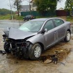 Происшествия: В Бердичеве автомобиль врезался в столб, двое пассажиров в больнице