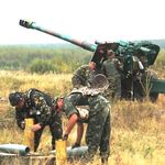 Мобилизированные артиллеристы проходят обучение на полигоне под Житомиром. ФОТО