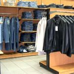 Світ: В Житомире стали чаще покупать женскую одежду в интернет магазинах