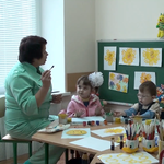 Житомирский областной дом ребенка помогает военным на востоке Украины. ВИДЕО
