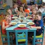 Город: Исполком установил минимальный размер платы за питание детей в садиках Житомира