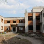 Город: В Житомире убрали территорию детсада, на реконструкцию которого необходимо 18 млн грн. ФОТО