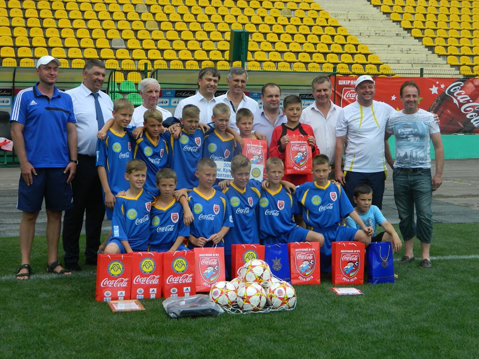 Спорт: Житомирские школьники выиграли серебряные медали во всеукраинском турнире по футболу