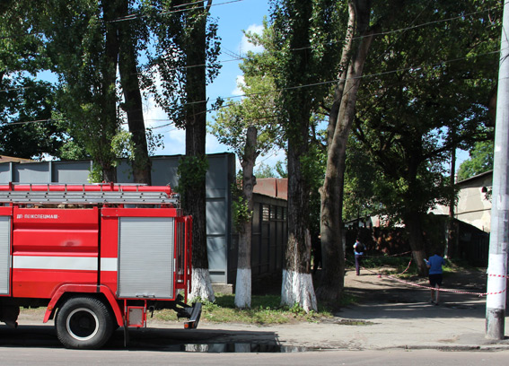 Из-за подозрительного предмета в центре Житомира эвакуировали людей. ФОТО