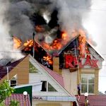 На Корбутовке в Житомире 45 человек тушили пожар в развлекательном комплексе Relax. ФОТО. ВИДЕО