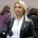 В Житомире на площади Королёва напали на журналистку местного телеканала. ВИДЕО