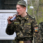 В Житомире могут запретить продажу алкоголя военным