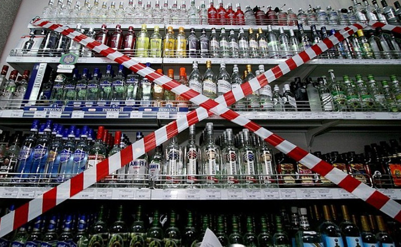 Город: В Житомире могут запретить продажу алкоголя военным