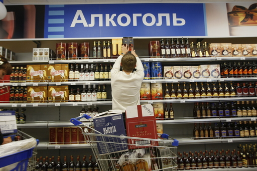 Экономика: Лицензии на алкоголь и сигареты пополнили бюджет Житомирщины на 9,5 млн гривен