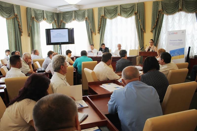 Власть: ​В Житомире обсудили изменения в Конституцию относительно децентрализации власти