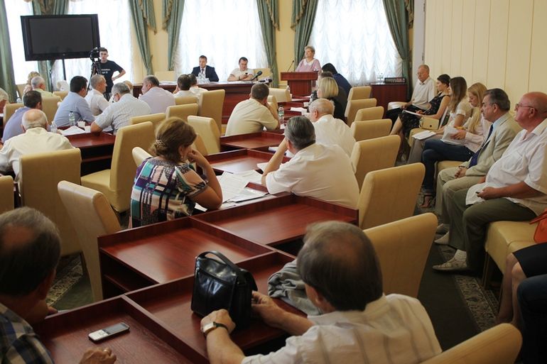 Власть: Житомирщина перевыполнила бюджет: депутаты решают, на что пойдут «лишние» миллионы