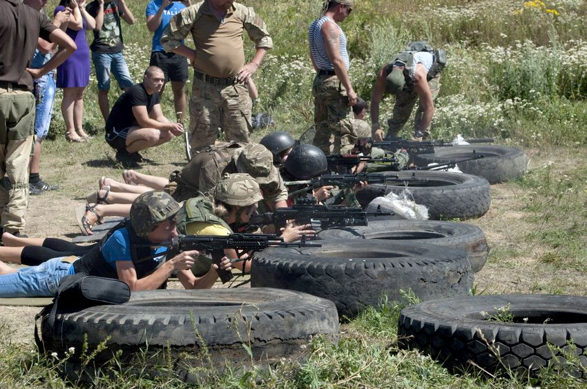 Война в Украине: Житомирские студенты и старшеклассники пройдут на военном полигоне «Школу выживания»