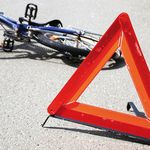 ДТП в Житомире: неизвестный автомобиль сбил велосипедиста и скрылся