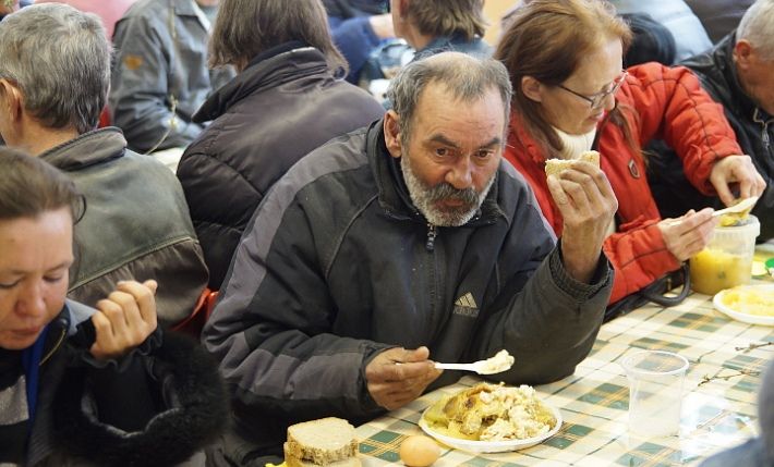 Общество: В гостинице «Житомир» будут кормить обедами малоимущих горожан