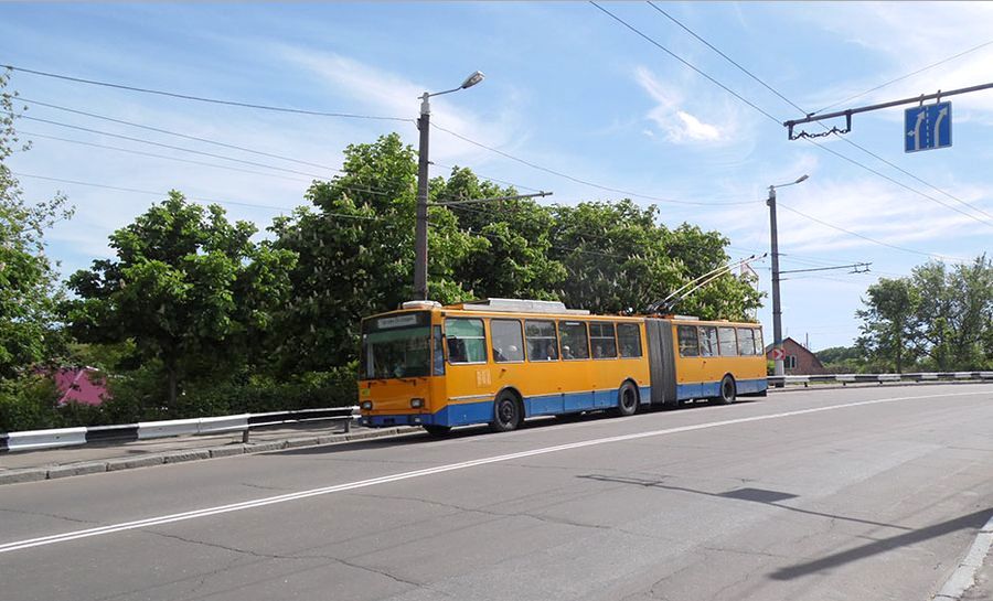 Город: Житомиряне стали чаще пользоваться троллейбусами и трамваями