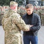 Политика: Військових у зоні АТО від усіх житомирян привітав Сергій Сухомлин