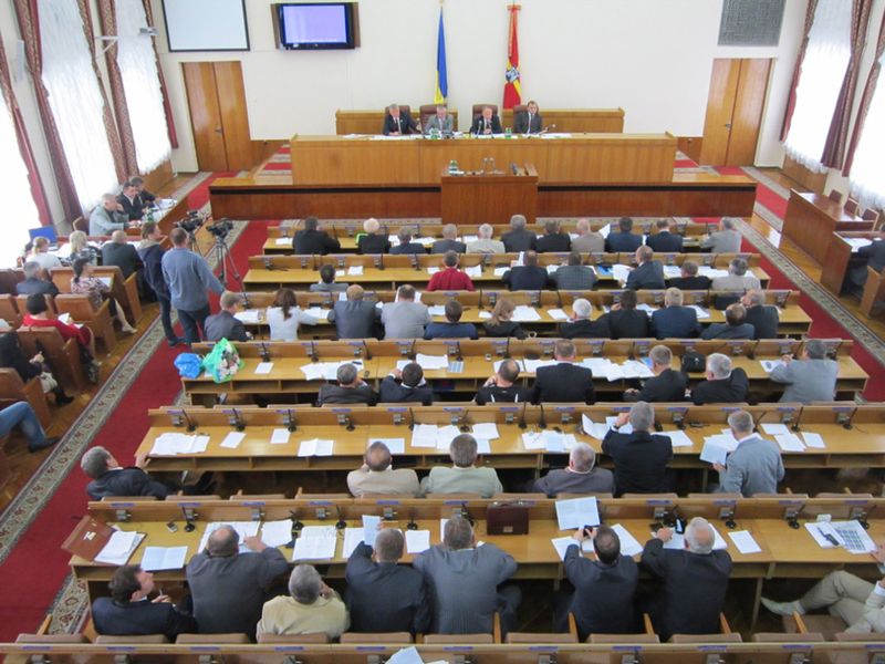 Политика: Обработано 94% бюллетеней: в Житомирский областной совет проходят 8 партий