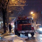 В Житомире посреди улицы неожиданно загорелся автомобиль Mitsubishi. ФОТО