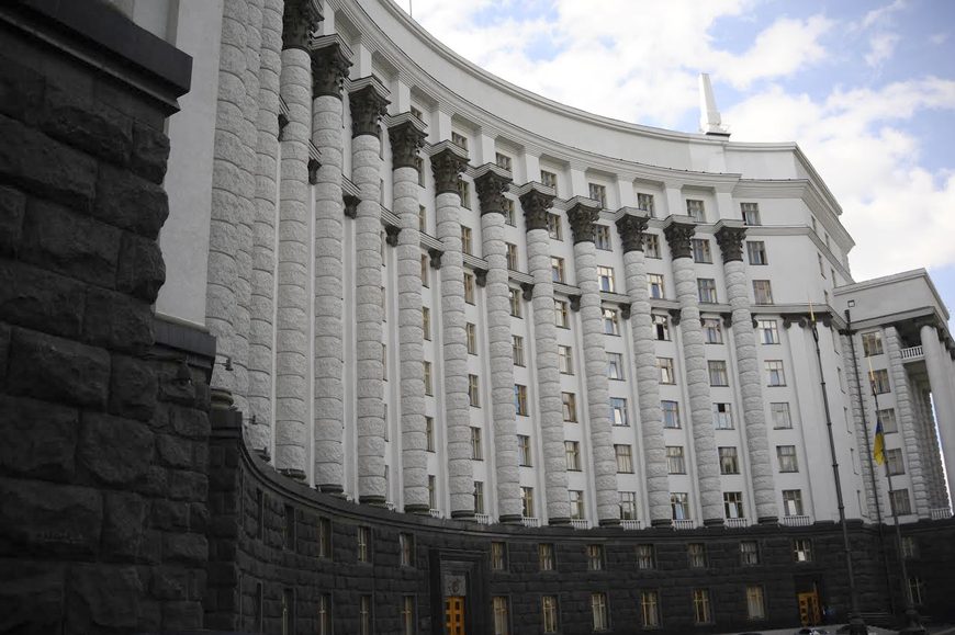 Город: ​​Делегация Житомирского горсовета выбивает в Киеве зарплату для педагогов и медиков