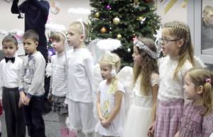Вихованці недільної школи організували новорічний концерт. ВІДЕО