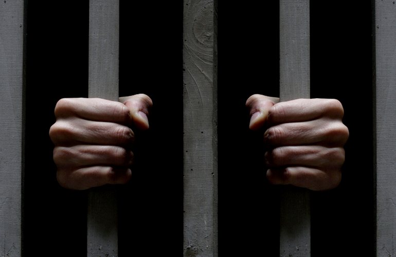 В Житомирской области парень получил тюремный срок за жестокое избиение своего деда