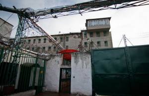  Тюрьма в Житомире стала <b>декорацией</b> для съемок документального фильма о Довженко 