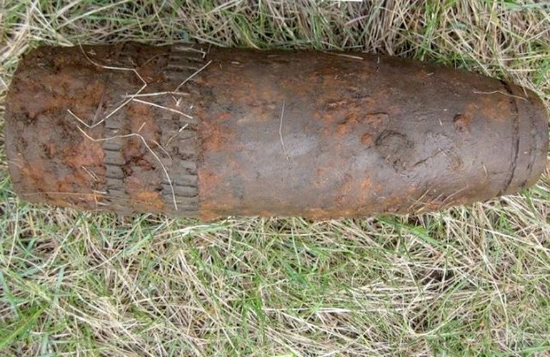 На Житомиршине селяне нашли в своём огороде артиллерийские снаряды времен Второй мировой