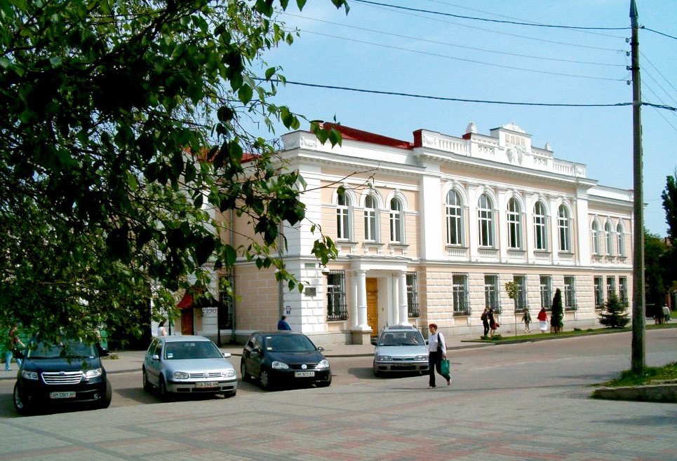 Власти Житомира намерены превратить улицу Лятошинского в пешеходную зону