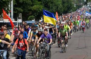 Велодень в Житомире: около тысячи велосипедистов заполонили центр города. ФОТО. ВИДЕО