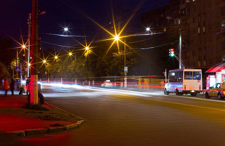 ОПРОС: Поддерживаете ли вы инициативу оснащения пешеходных переходов дополнительным освещением?